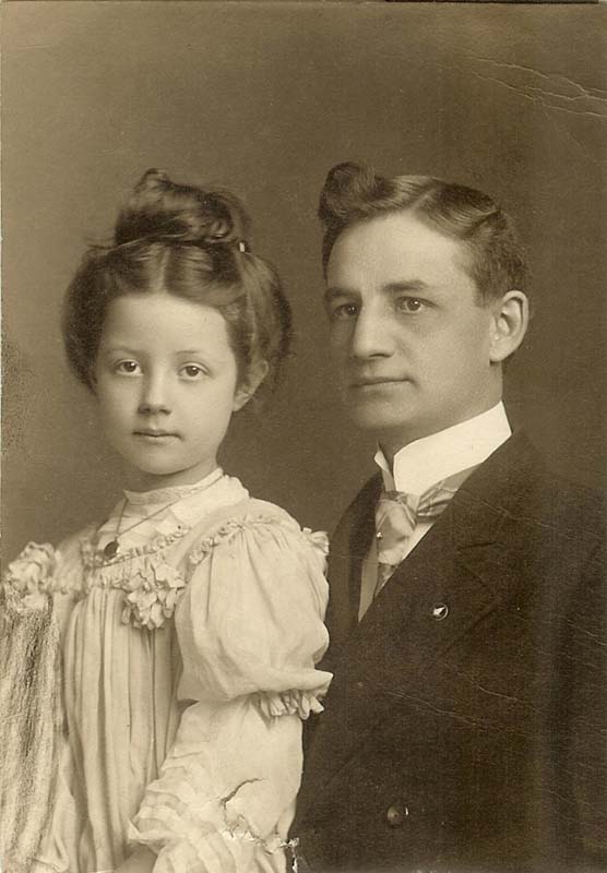 Edwin_with_daughter_Nelva