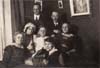 Edwin_with_his_mother_and_siblings