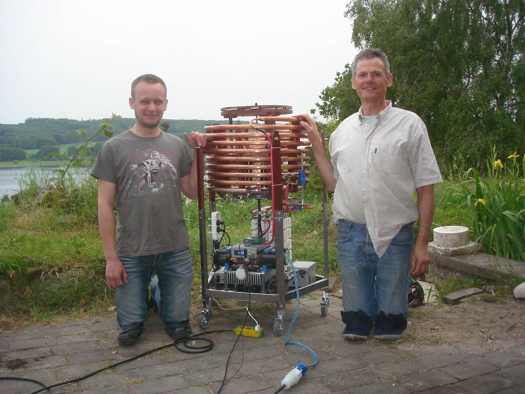 1400816_10202000575111712_1681579057_o