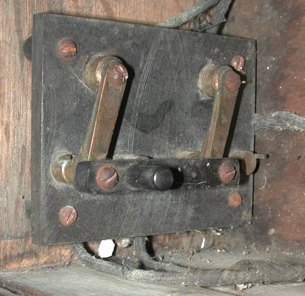 Gal Far Revesring Switch