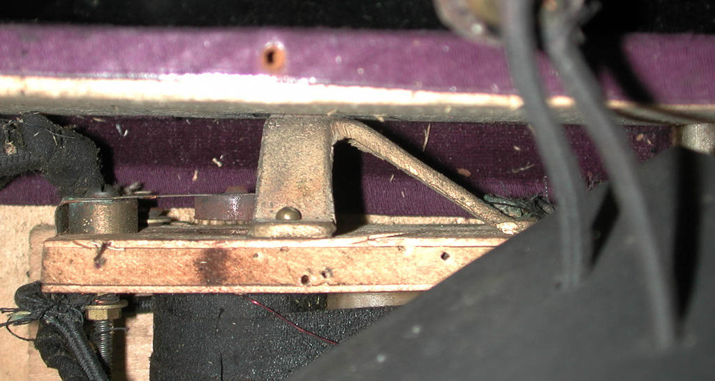 Kicker Points Bracket