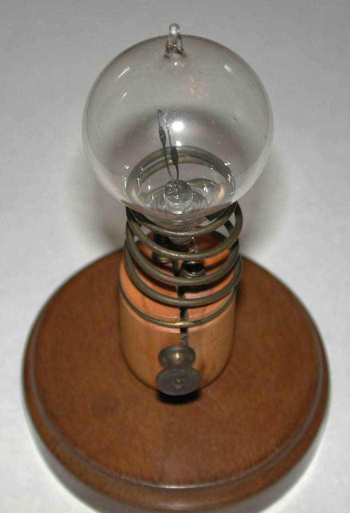 Lamp in Base 1