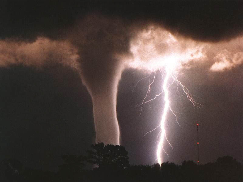 tornadolighting