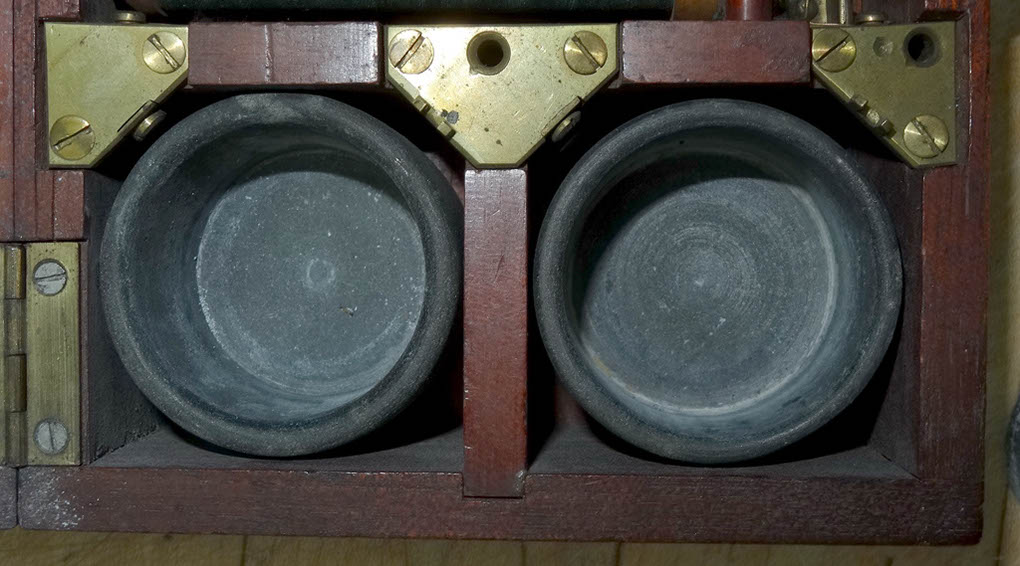 Batteries Carbon Cup Elements