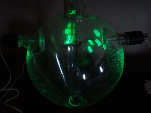 http://www.electrotherapymuseum.com/2010/30Dec09/DSC09271.JPG