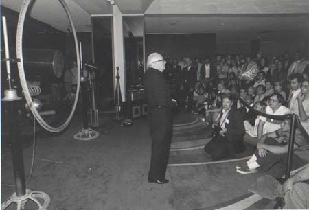 photo14.jpg (22080 bytes)