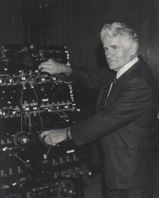 photo8.jpg (39774 bytes)