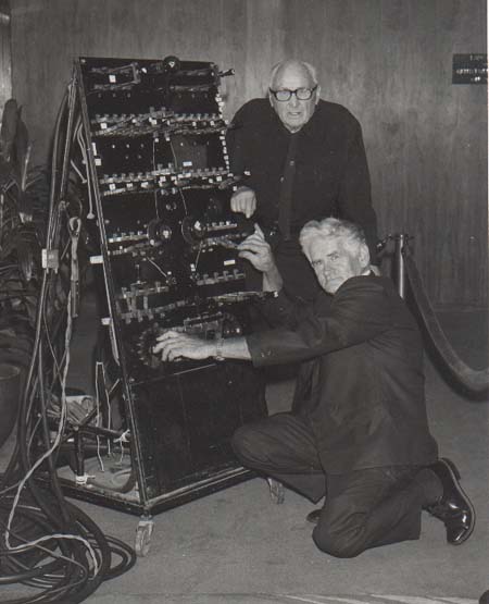 photo9.jpg (37352 bytes)