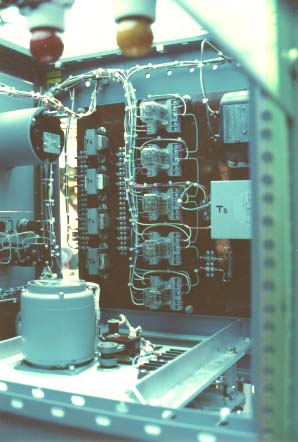 img-10.jpg (30231 bytes)