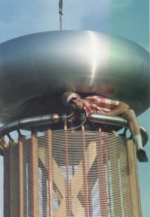 img-6.jpg (24823 bytes)