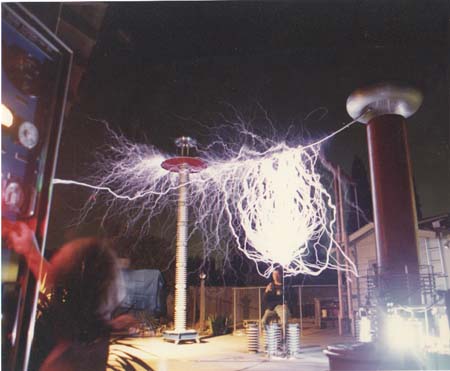 photo1.jpg (30184 bytes)