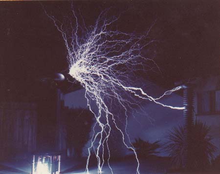 photo25.jpg (23458 bytes)