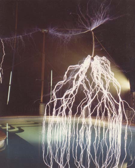 photo3.jpg (41748 bytes)