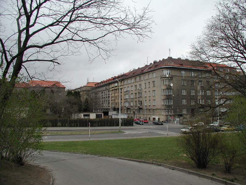 Flats_Surrounding_NTM